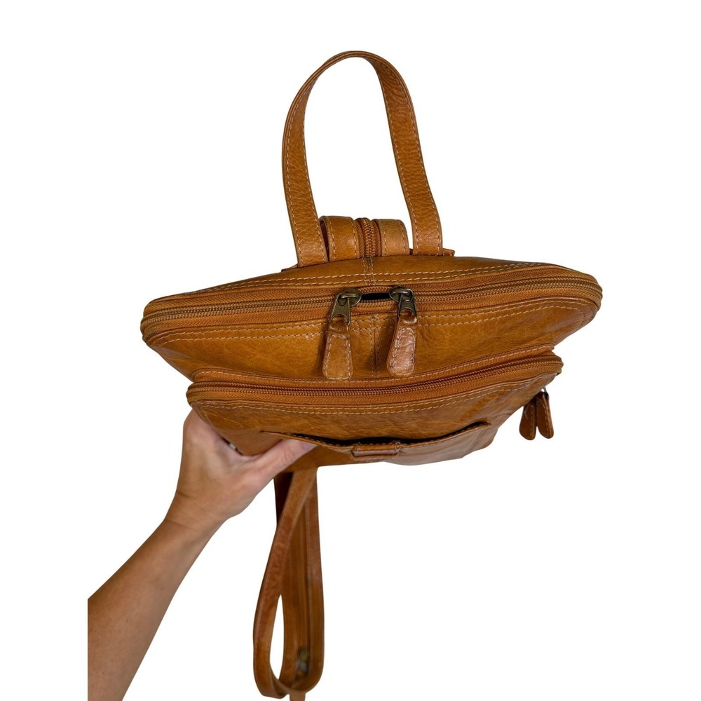 Chaos Leather Collection Vintage Sling Backpack Convertible Tan Leather Bag OS - Picture 5 of 11